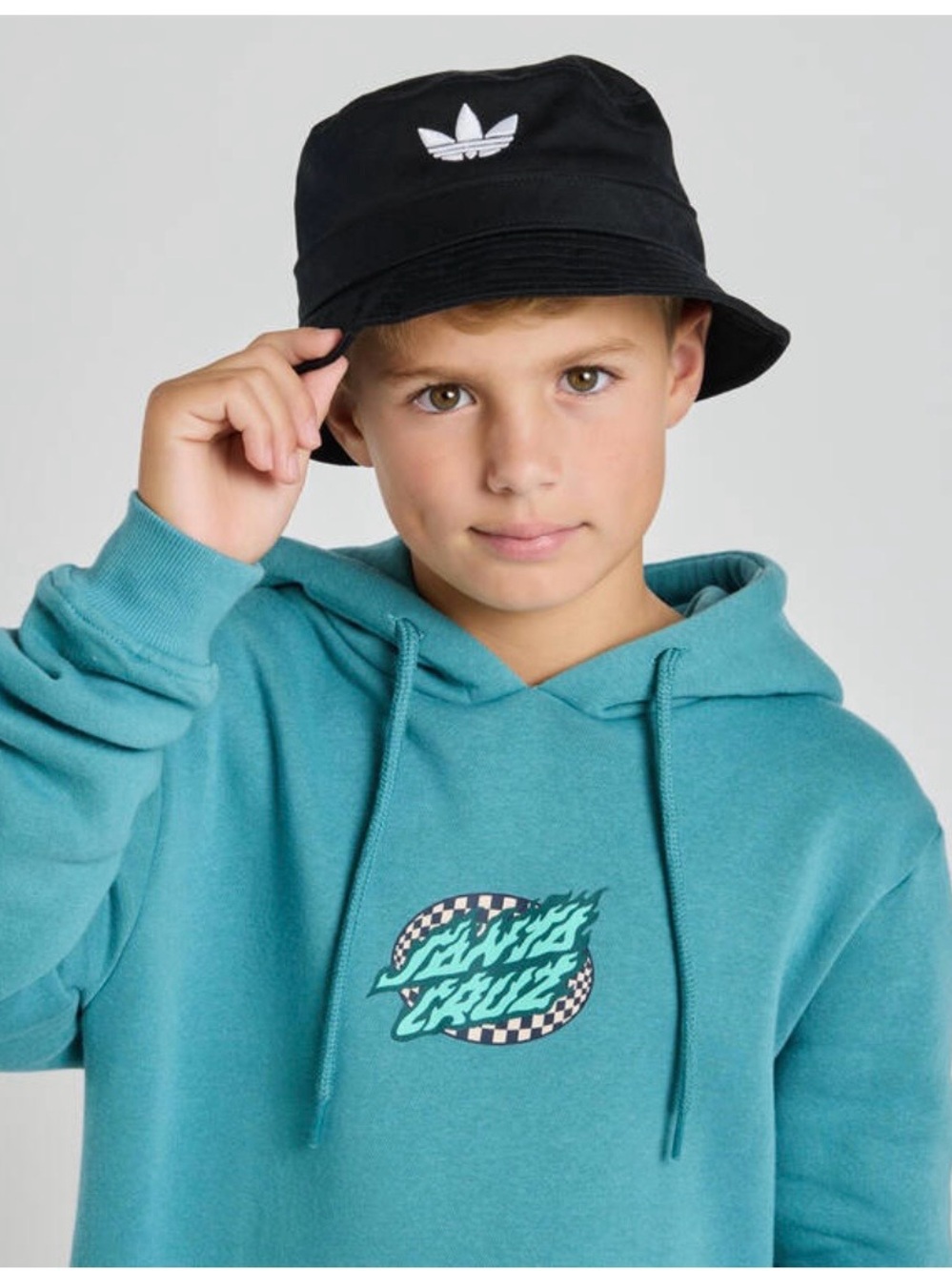 adidas White and Black Trefoil Bucket Hat youth size